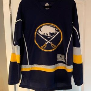 Buffalo Sabres Eichel #15 Jersey, Size Small